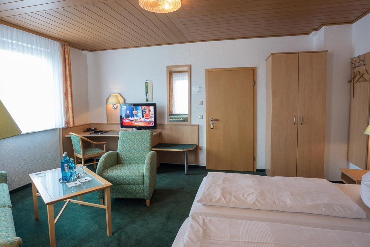 Hotel-Gasthof Weisses Ross شفايغ بآي نورنبيرغ المظهر الخارجي الصورة