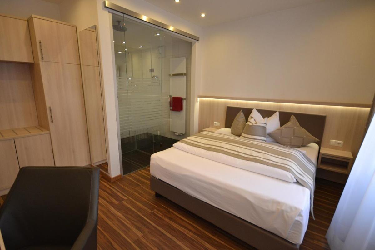 Hotel-Gasthof Weisses Ross شفايغ بآي نورنبيرغ المظهر الخارجي الصورة