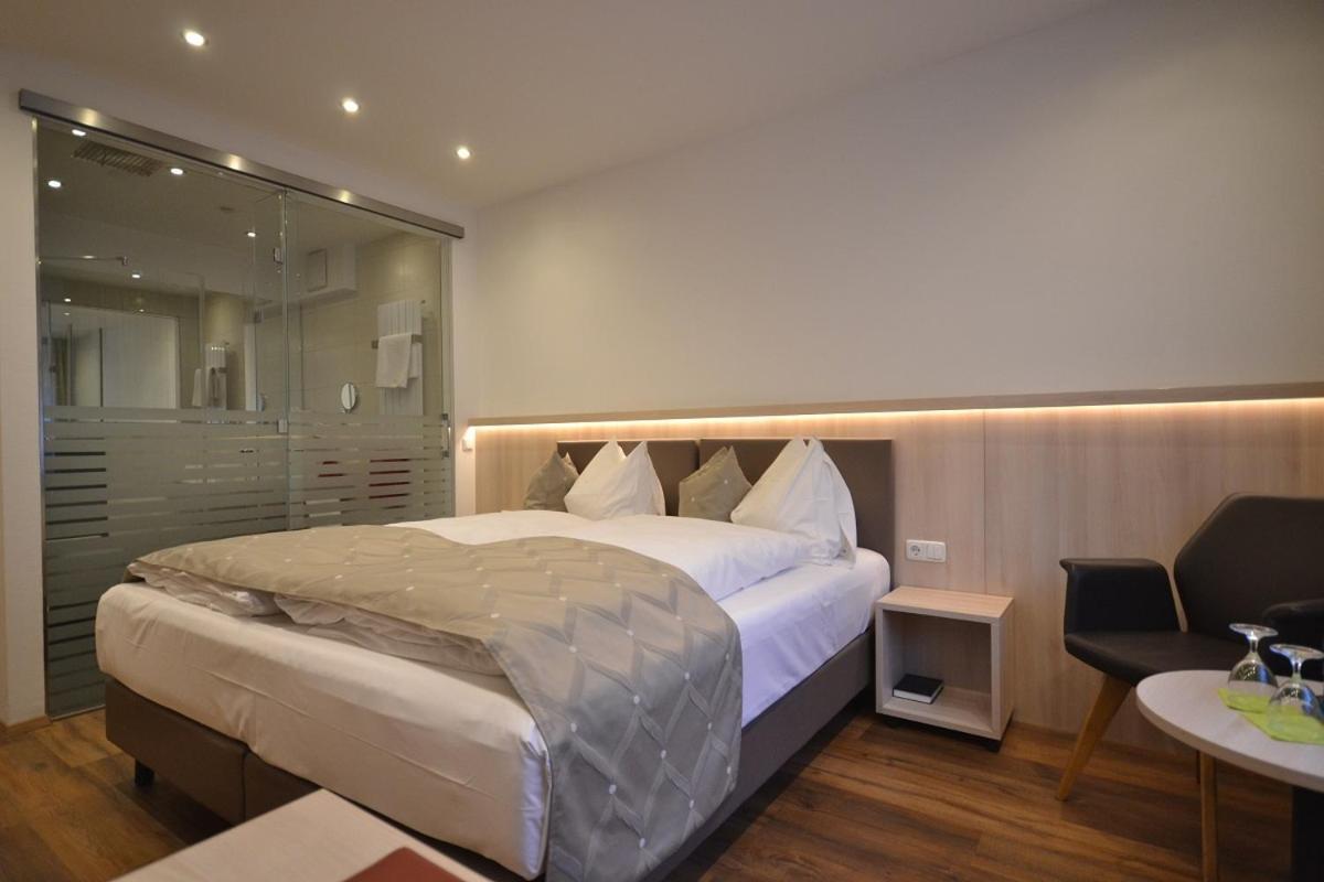 Hotel-Gasthof Weisses Ross شفايغ بآي نورنبيرغ المظهر الخارجي الصورة