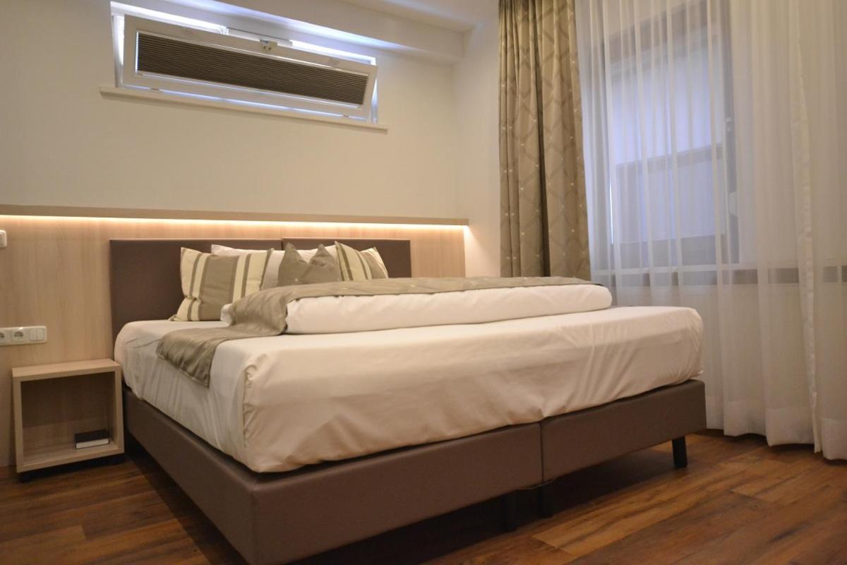 Hotel-Gasthof Weisses Ross شفايغ بآي نورنبيرغ المظهر الخارجي الصورة